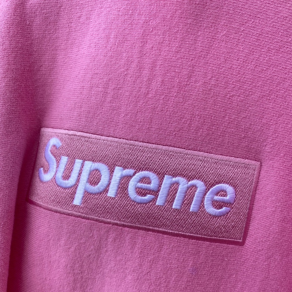 Supreme Box Logo Size Large